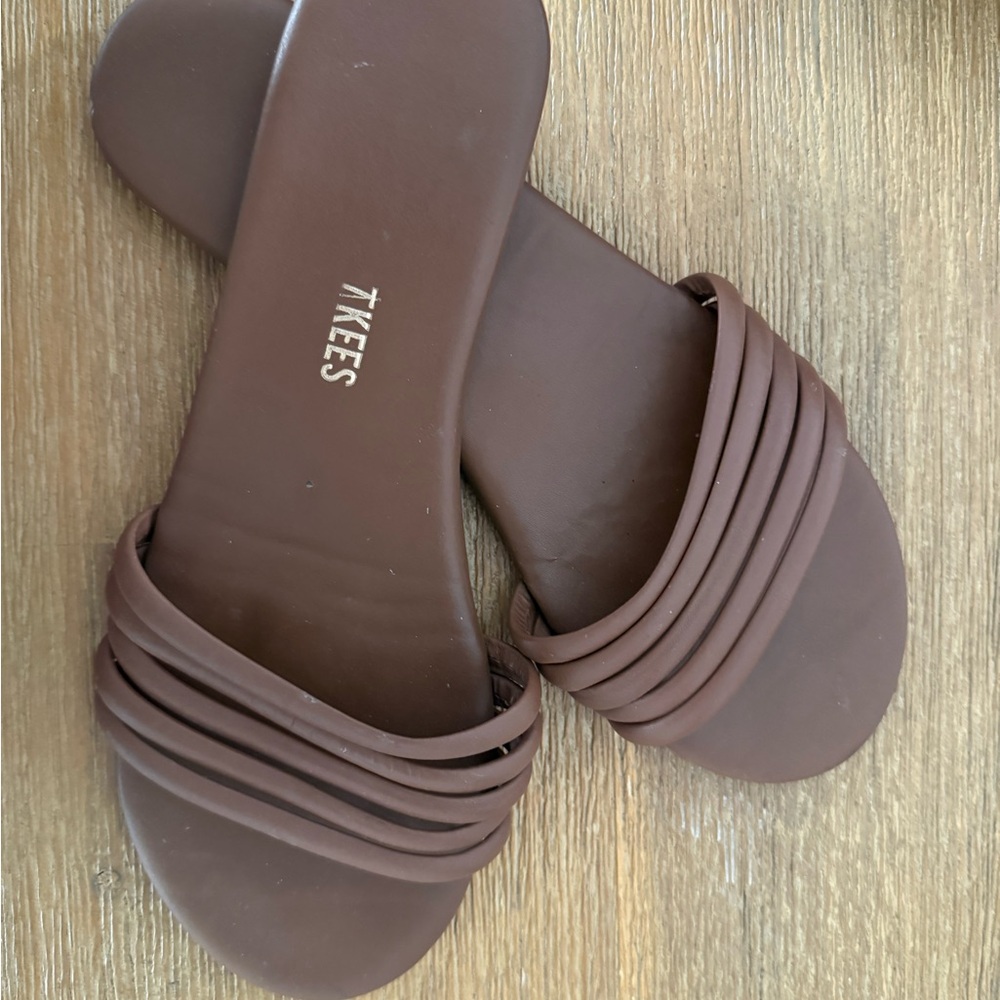 TKEES Women's Brown Slide Sandals